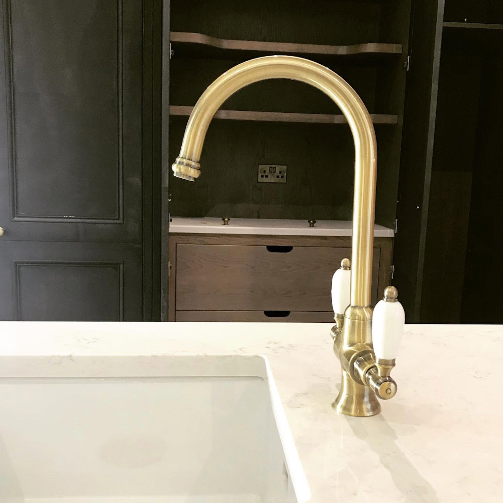 Dorchester Georgian dual flow kitchen sink tap with twin white levers - antique brass