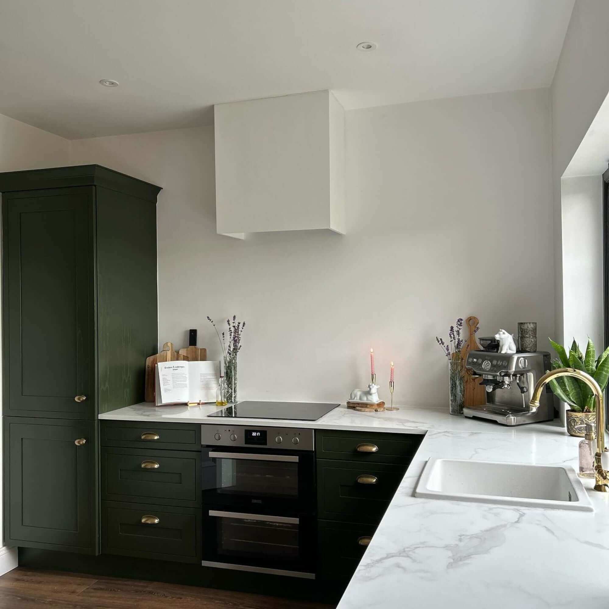 Dorchester Georgian dual flow kitchen sink tap with twin white levers - gold